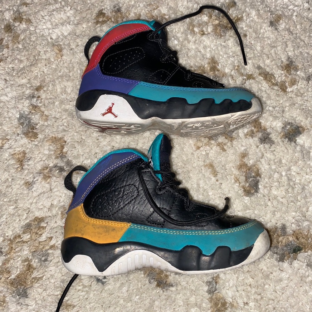 Nike Jordans 9 Retro “Dream it, Do it”